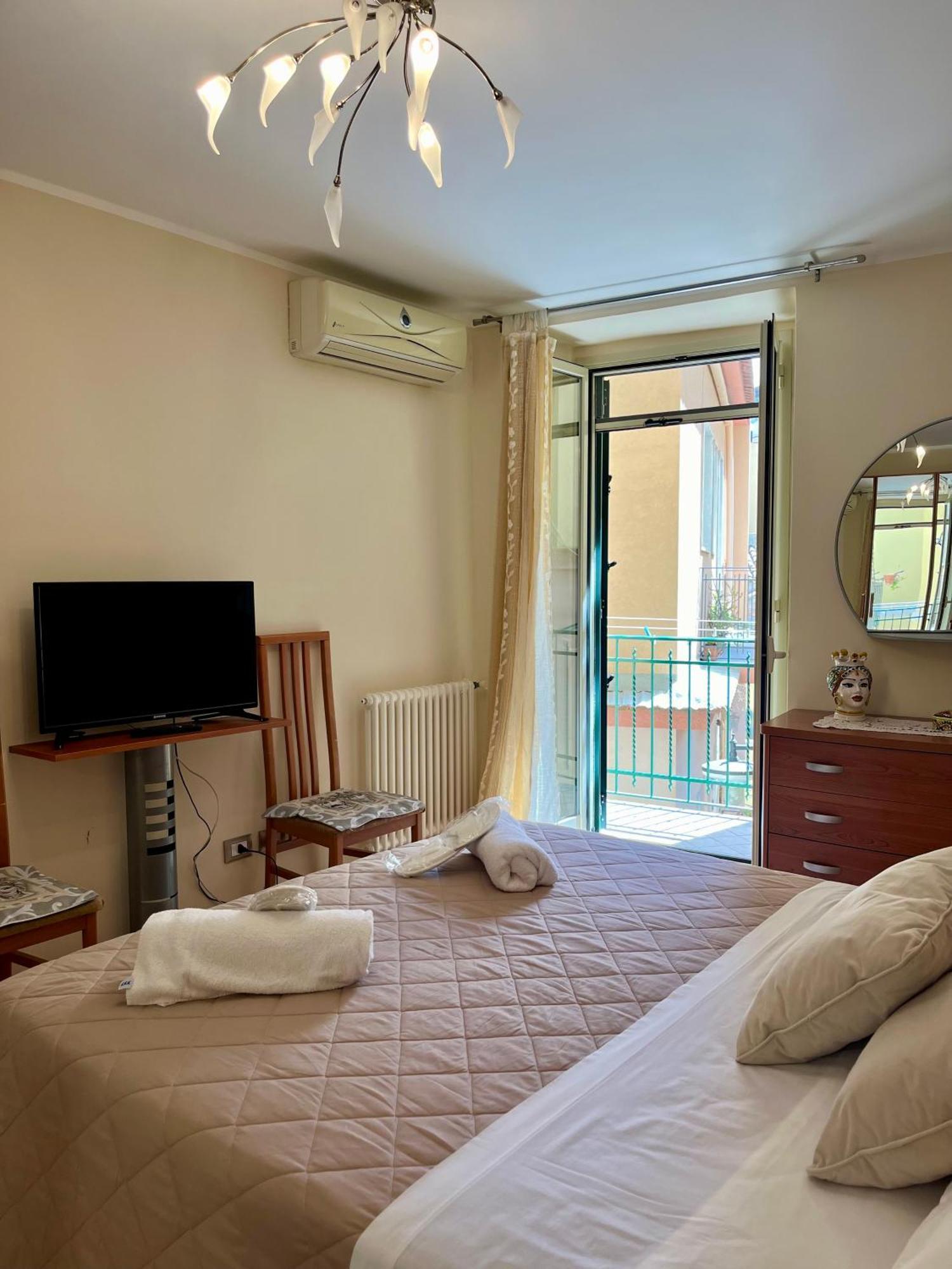 Il Siciliano Apartment Taormina Exterior foto